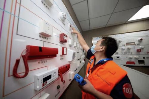 技能競(jìng)賽帷幕開 消防專家同爭(zhēng)雄——湖北省消防行業(yè)職業(yè)技能競(jìng)賽圓滿落幕